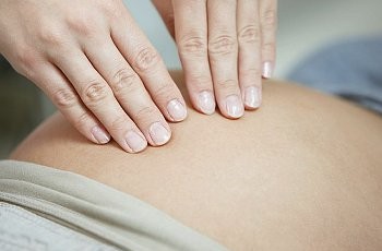 Женщина носила под сердцем окаменелого ребенка в течение 40 лет