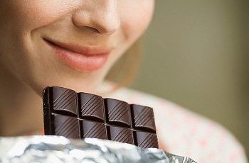 Как шоколад влияет на работу нашего сердца